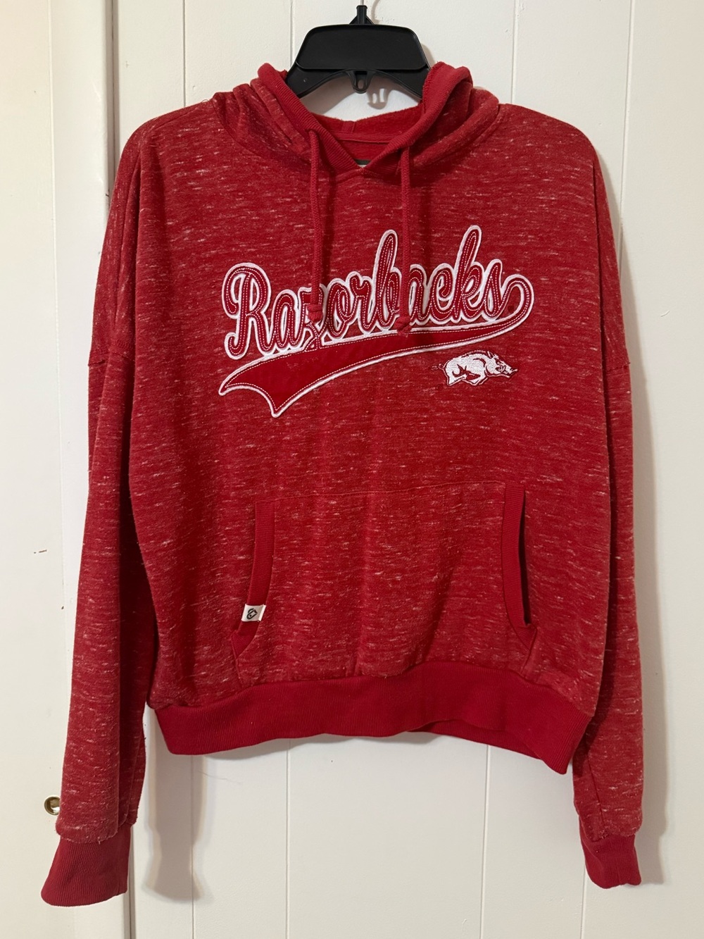 Women’s Colosseum Red Razorbacks Script Pullover Hoodie